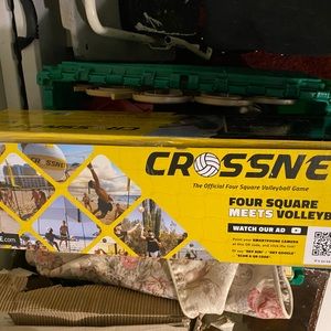 Crossnet four square valley ball net